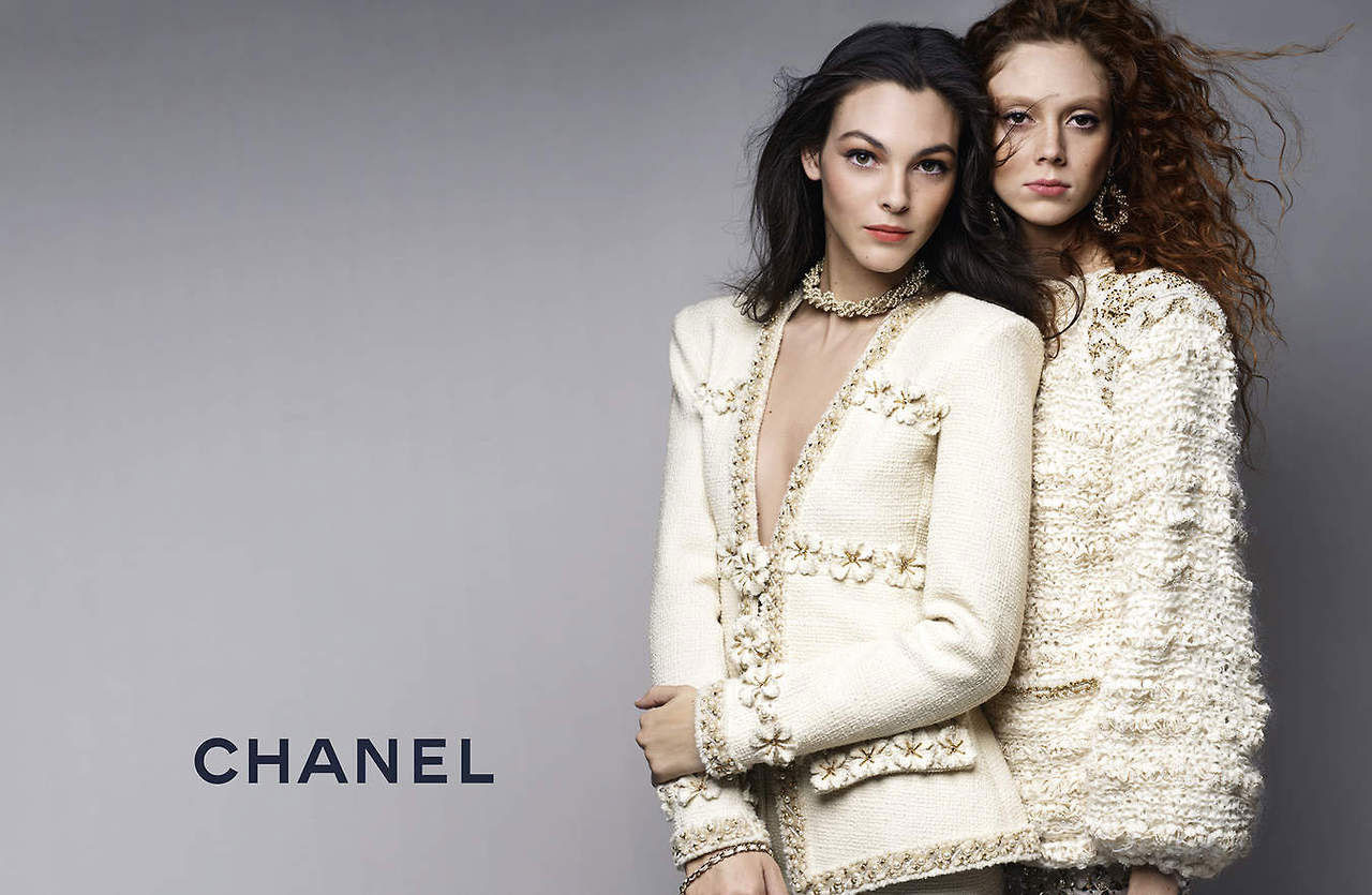 Item hot hit của Chanel khiến cả loạt sao thế giới đụng hàng điên đảo