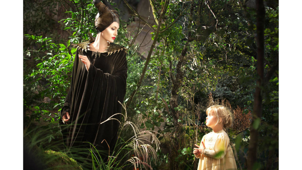 hbz-maleficent_angelina_jolie