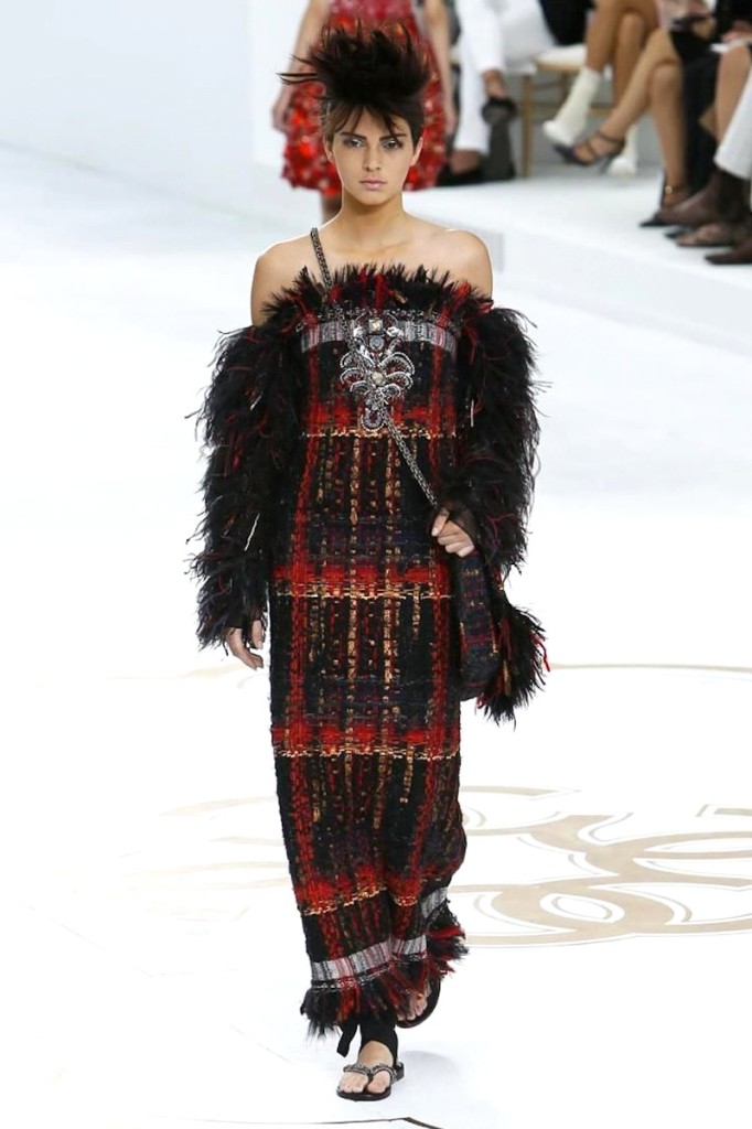 kendall-jenner-chanel-fall-couture-2014-2