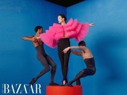 Carolina Herrera Pre-Fall 2022: Cảm hứng từ vũ điệu ballet