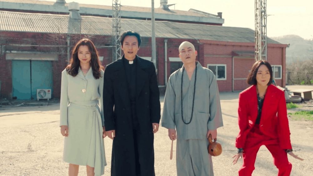 Phim hay của Lee Ha Nee: Linh mục nhiệt huyết - The Fiery Priest (2019)