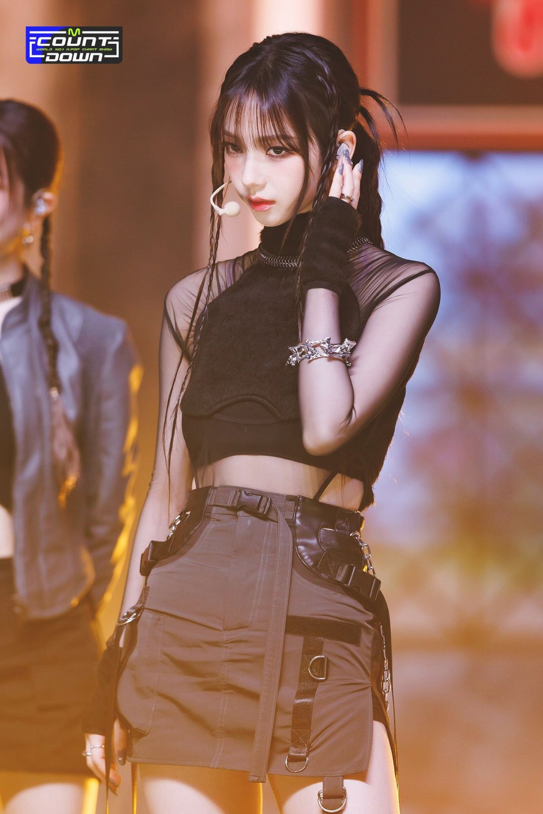 bzvn-thuong-hieu-didu-coachella-jennie-xg-12