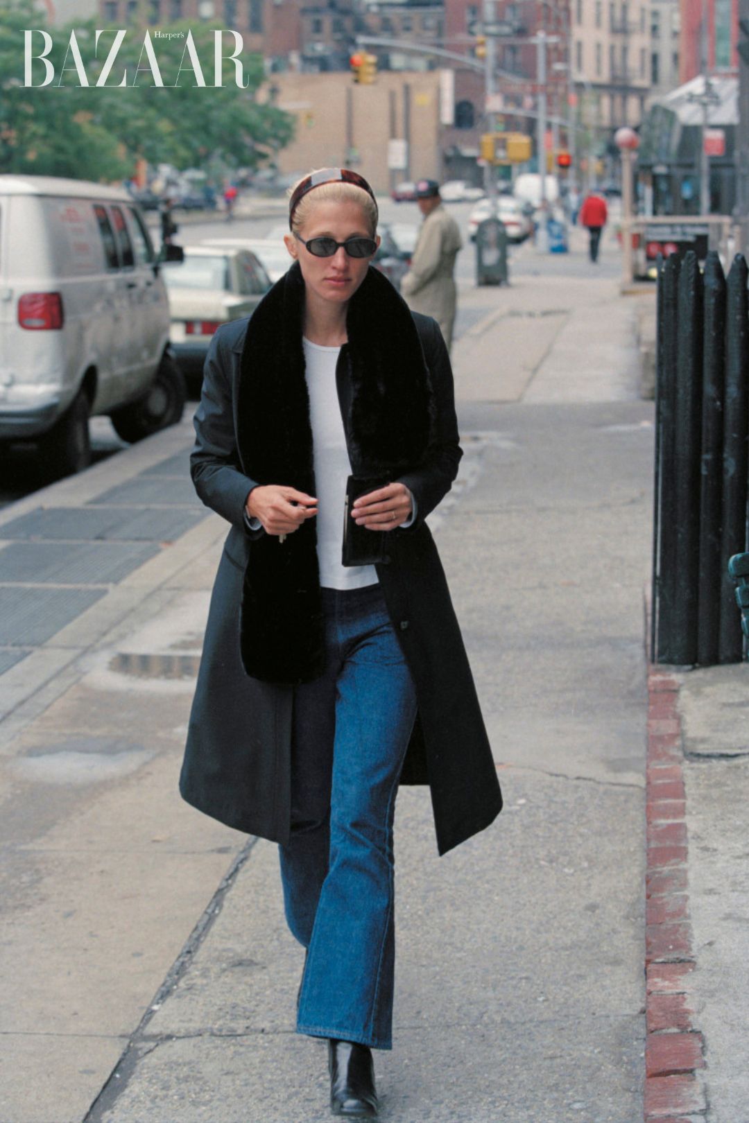 bzvn-phong-cach-carolyn-bessette-kennedy-5