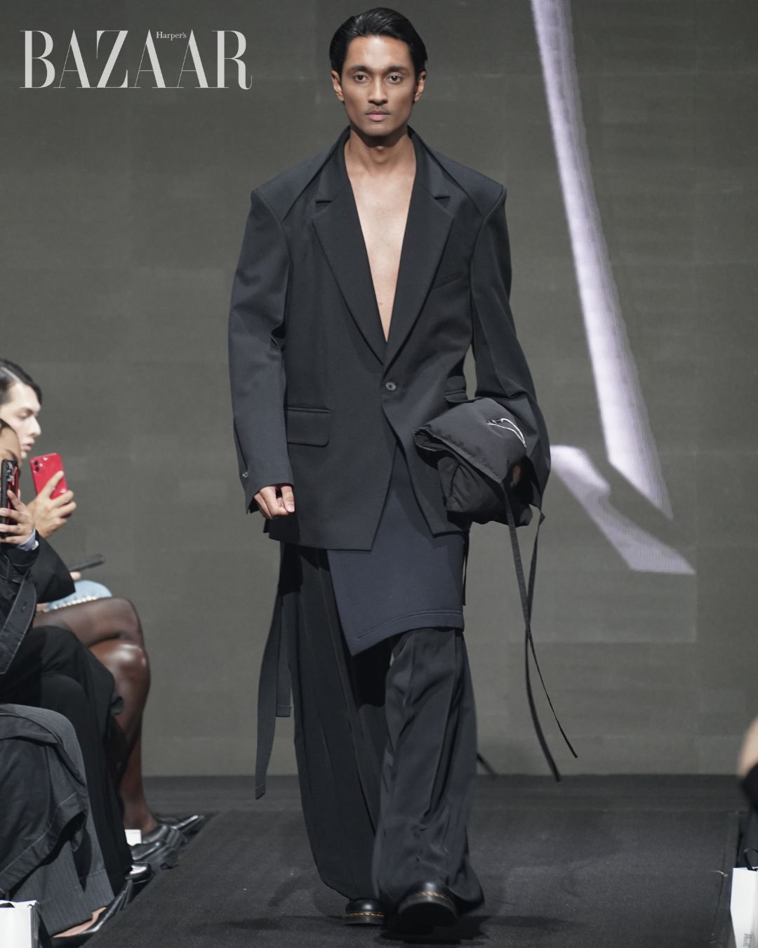 bzvn-kit-woo-kuala-lumpur-fashion-week-2025-runway (1)