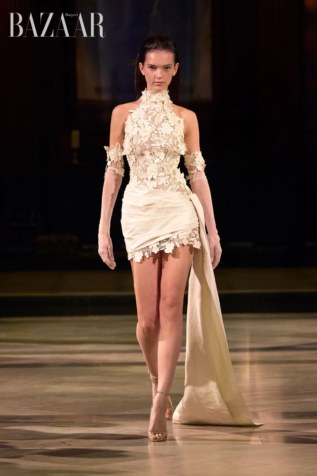 bzvn-ihf-studio-xuan-he-2025-london-fashion-week00013