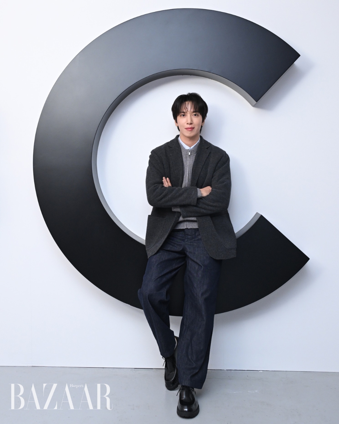 bzvn-su-kien-ra-mat-uniqlo-c-seoul-han-quoc-yonghwa-cnblue