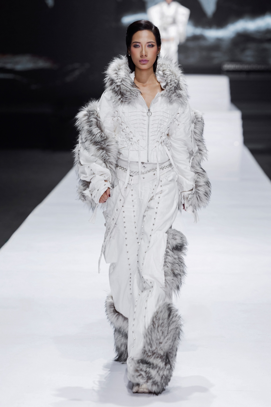 AVIFW Thu Đông 2025