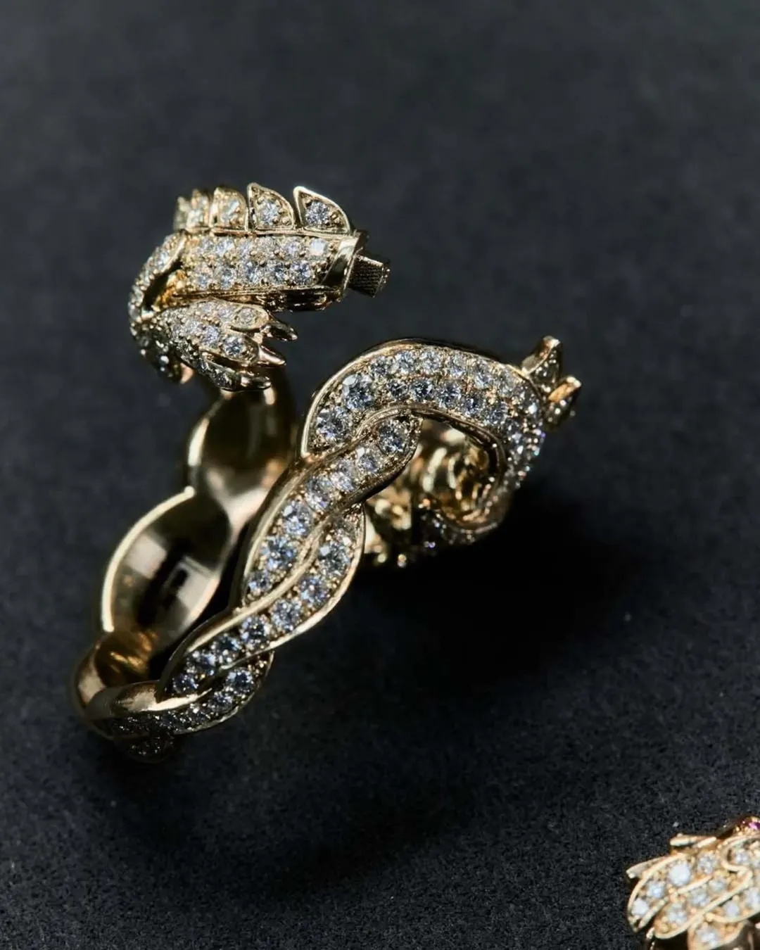 bzvn-g-dragon-jacob-co-vong-co-bandana-ubermensch-encore00006