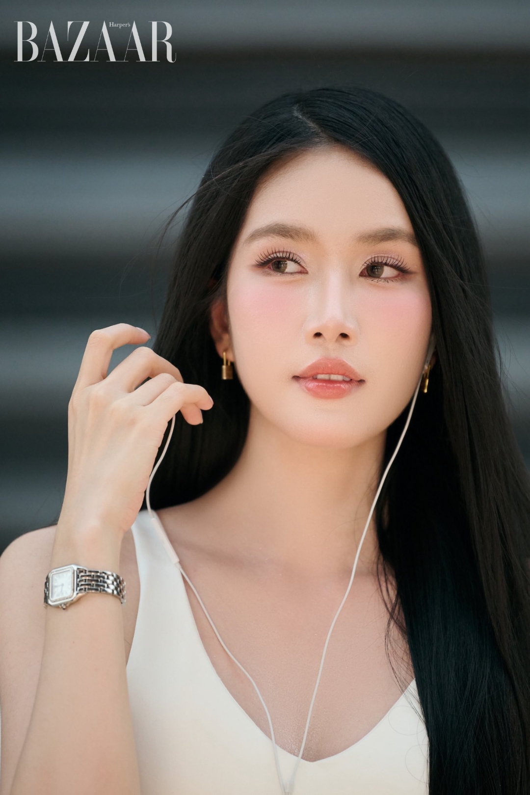 bzvn-trend-tram-ty-cua-sao-viet-phuong-anh (2)