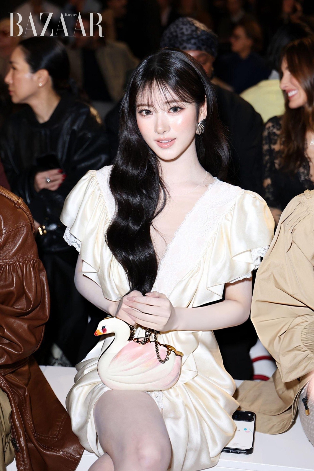 bzvn-meovv-anna-chloe-thu-dong-2026 (12)