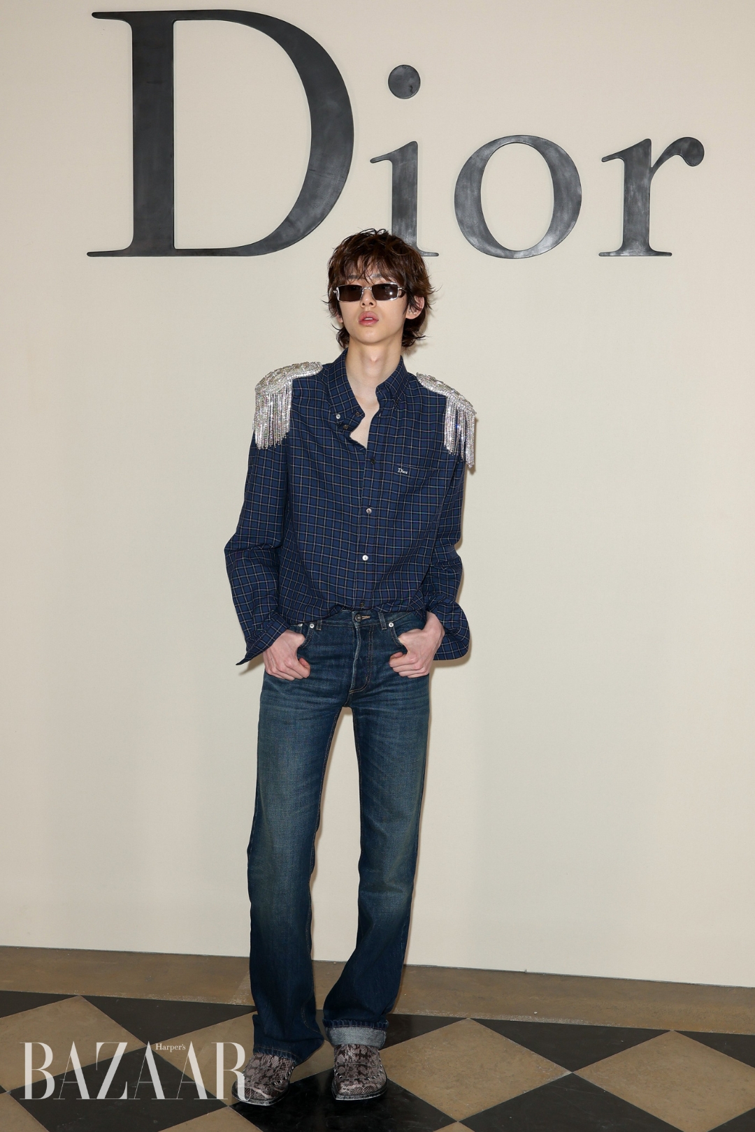bzvn-dior-men-xuan-he-2026-show-paris-juhoon-cortis (2)